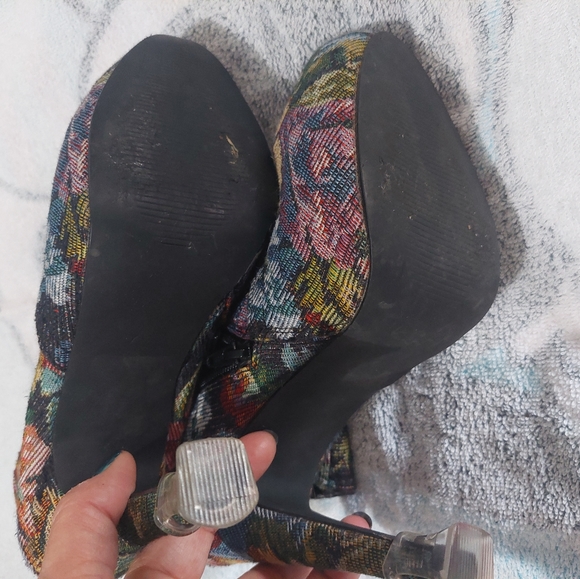 Diba fabric booties size 7.5 - Picture 4 of 5